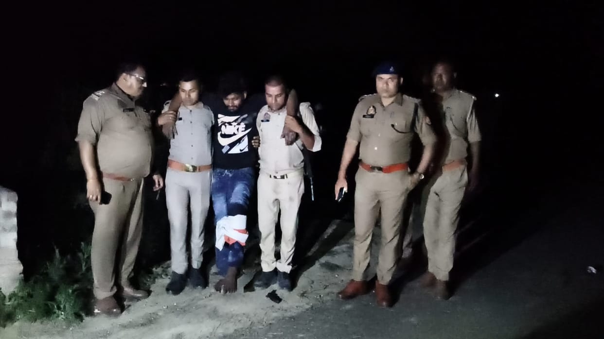 mainpuri news police encounter