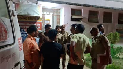 UP Accident Car goes out of control turn crashes wall three youths killed locals create ruckus