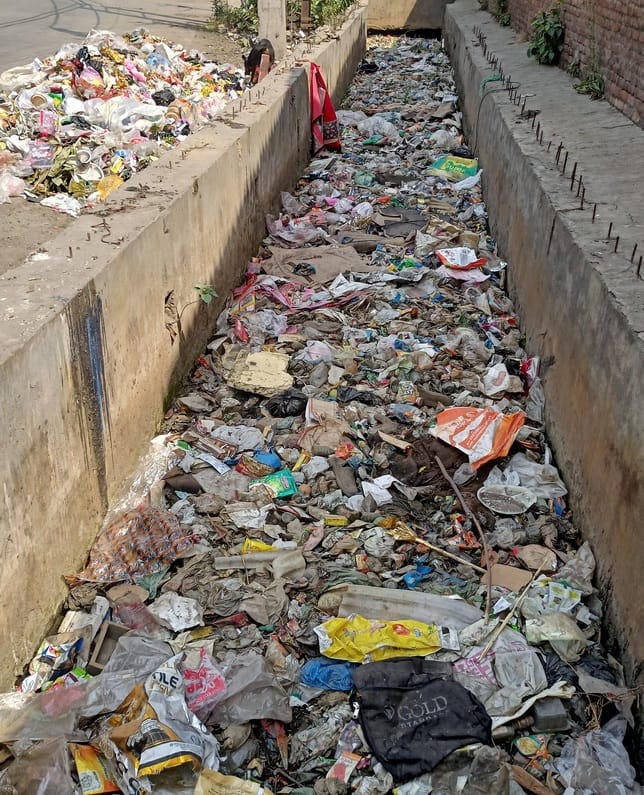 City drains clogged with garbage, delay in cleaning will increase problems during monsoon