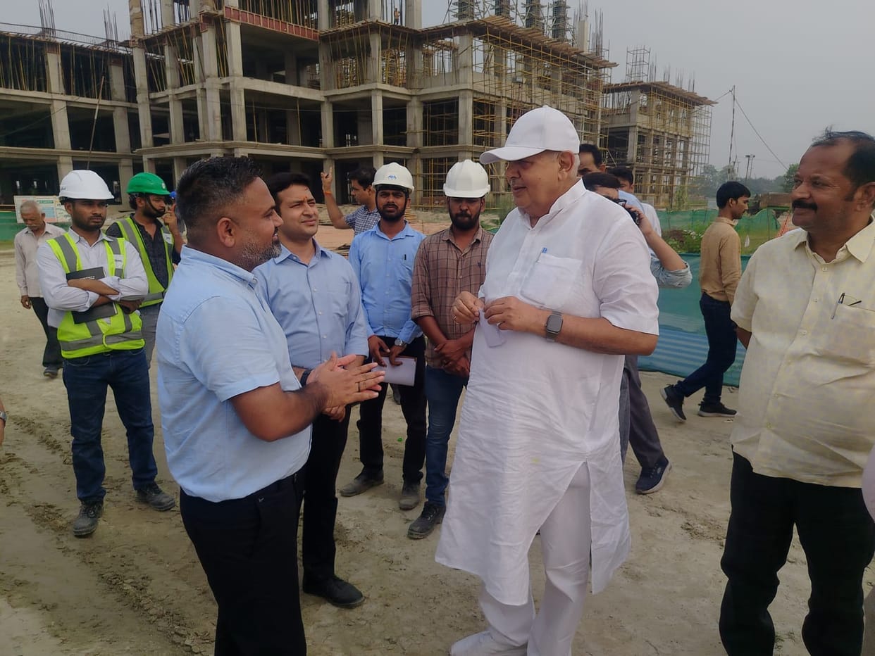 Complete the construction of the agricultural university by July, come what may.