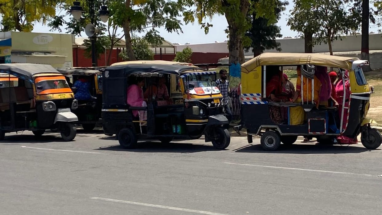 The city is discussing increasing auto fares, as rising fuel prices could cause problems for commuters.
