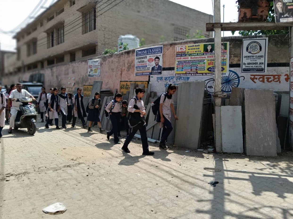 Shopkeepers have trespassed near the main gate of PM Shri Kanya Vidyalaya School, disrupting students' studies due to the noise