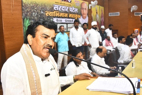 Sardar Patel Swabhiman Mahakumbh demands Patel Memorial in Delhi