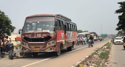 घटनास्थल पर लगा जाम
