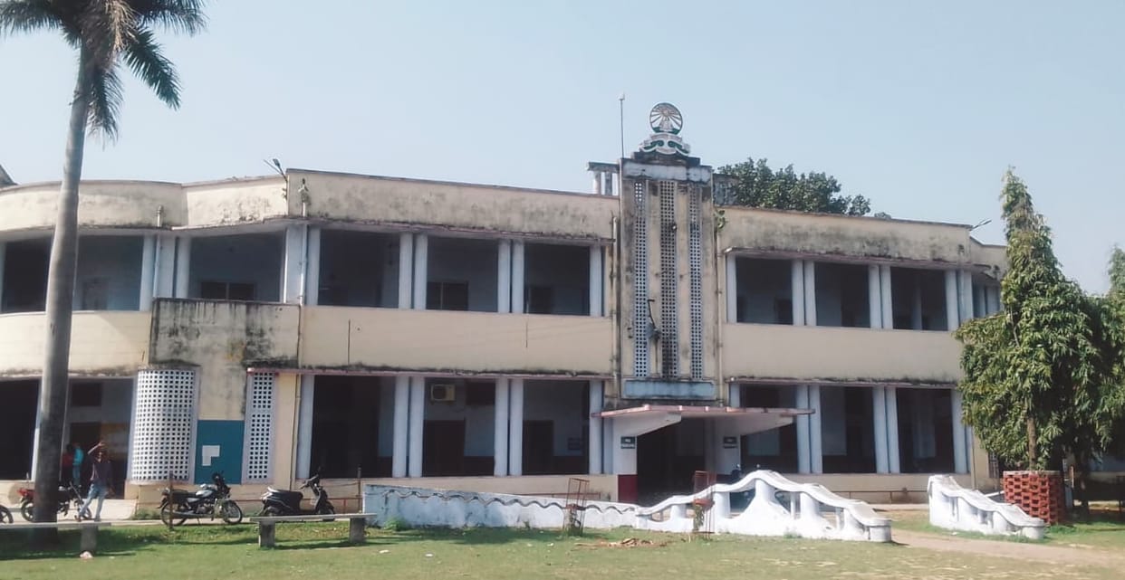 Admission for undergraduate and postgraduate courses starts today at Yuvraj Dutt College