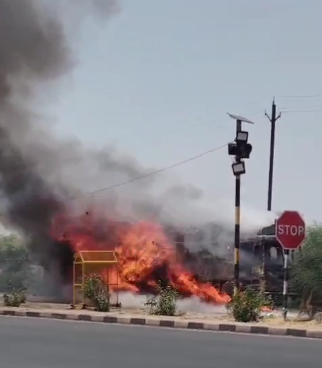 A truck loaded with lemons caught fire in front of Chirula police station and flames erupted