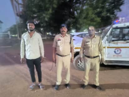 Two accused arrested in case of fraud worth lakhs of rupees in government scheme in Durg