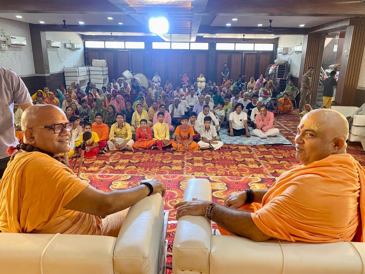 Devotees took a pledge to protect religion and Sanatan culture