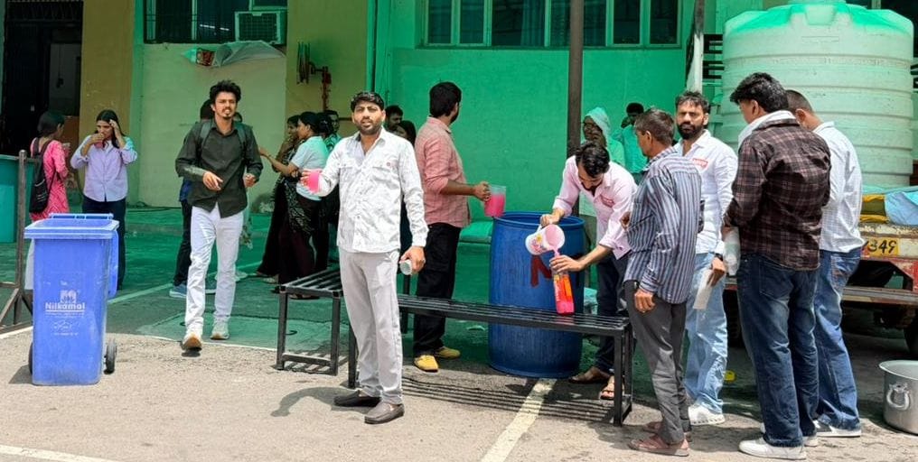 ABVP Sets Up Cold Water Stall at CRSU