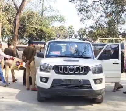 pakistani arms smuggler shahzad bhatti network accused arrested suspicious materials recover Muzaffarpur Bihar
