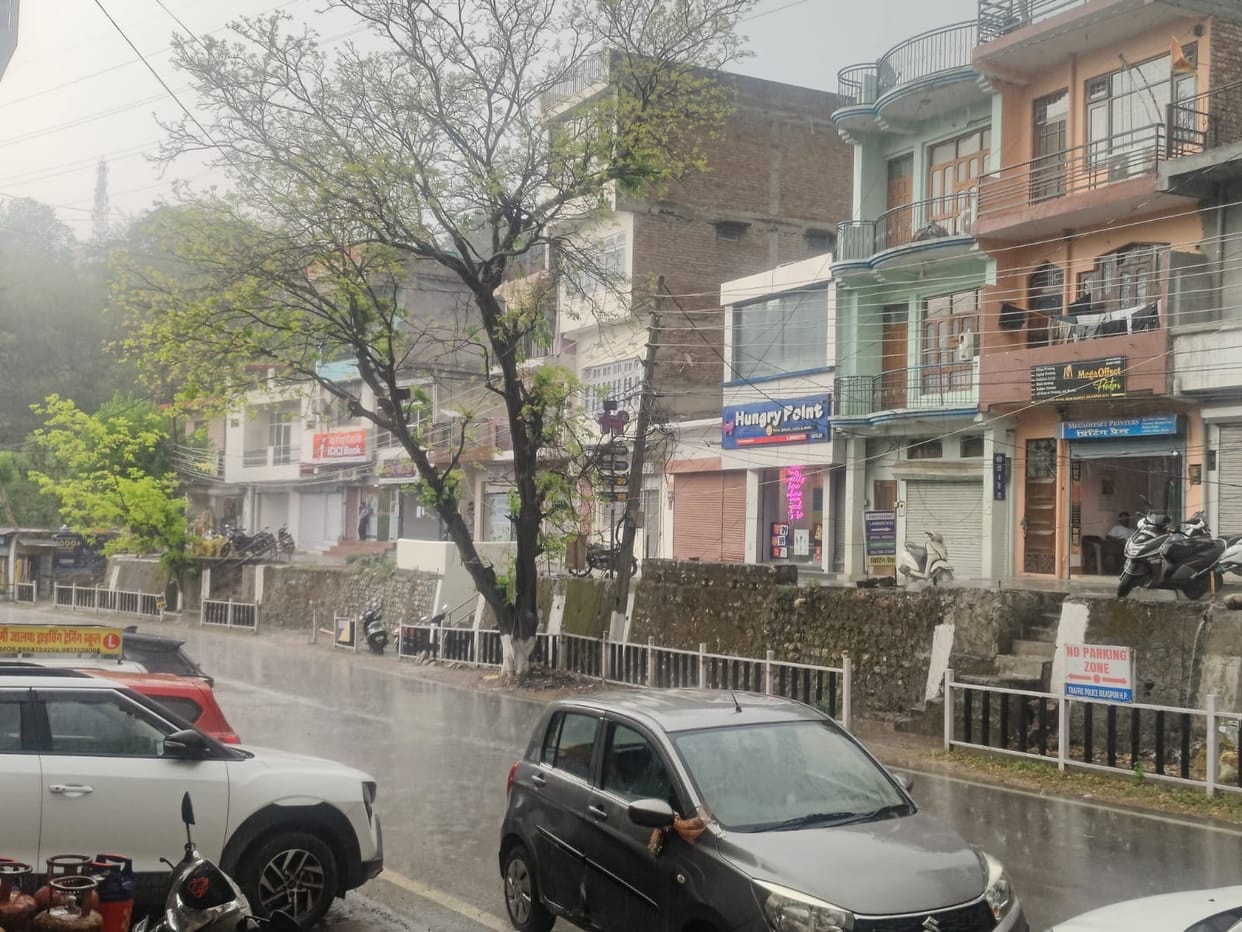 Rain brings relief from the scorching heat, Bilaspur's weather turns pleasant