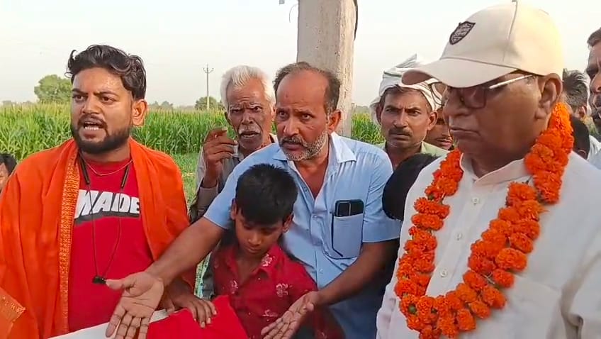 Villagers create ruckus at road foundation stone laying ceremony, surround MLA, tear down plaque