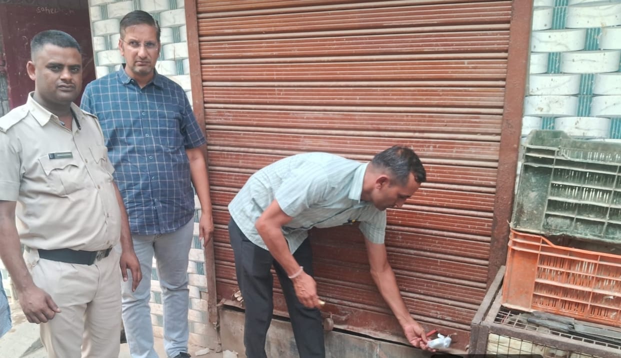 Six meat shops were sealed in Chhotu Ram Nagar.