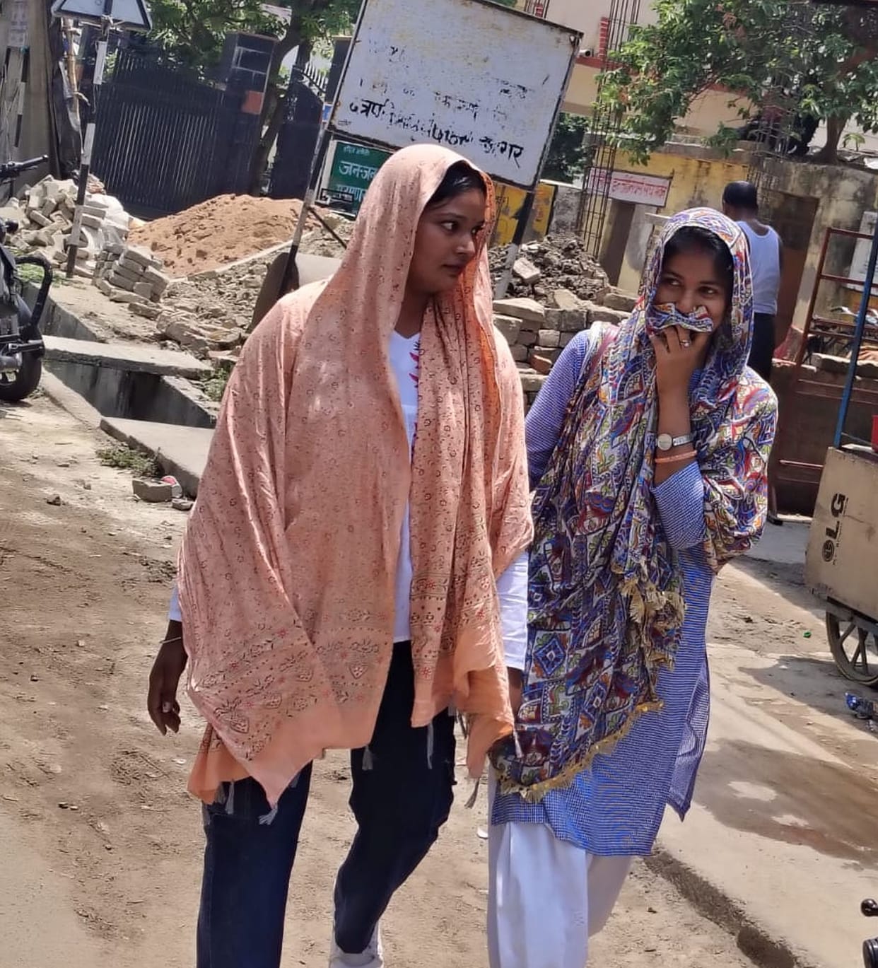 Scorching Heat Brings Life to a Standstill; Humidity Robs All Peace