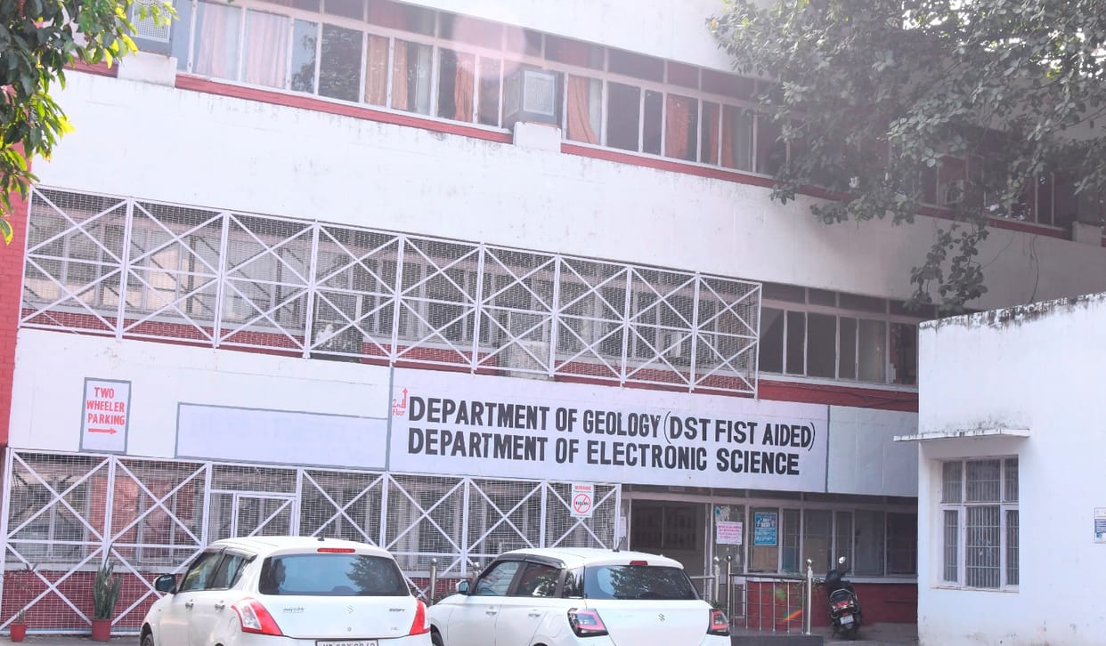 Kurukshetra University starts new course in Semiconductor Electronics and IT