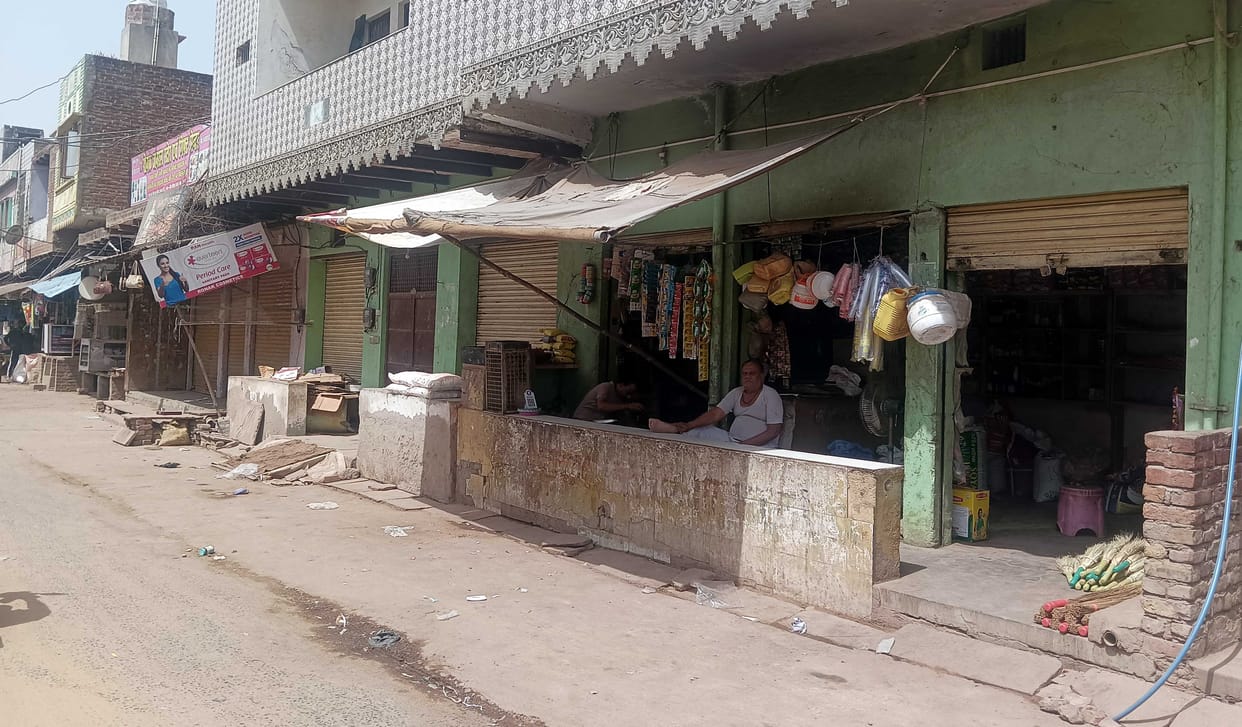 Heat wave wreaks havoc, deserted markets in villages and towns