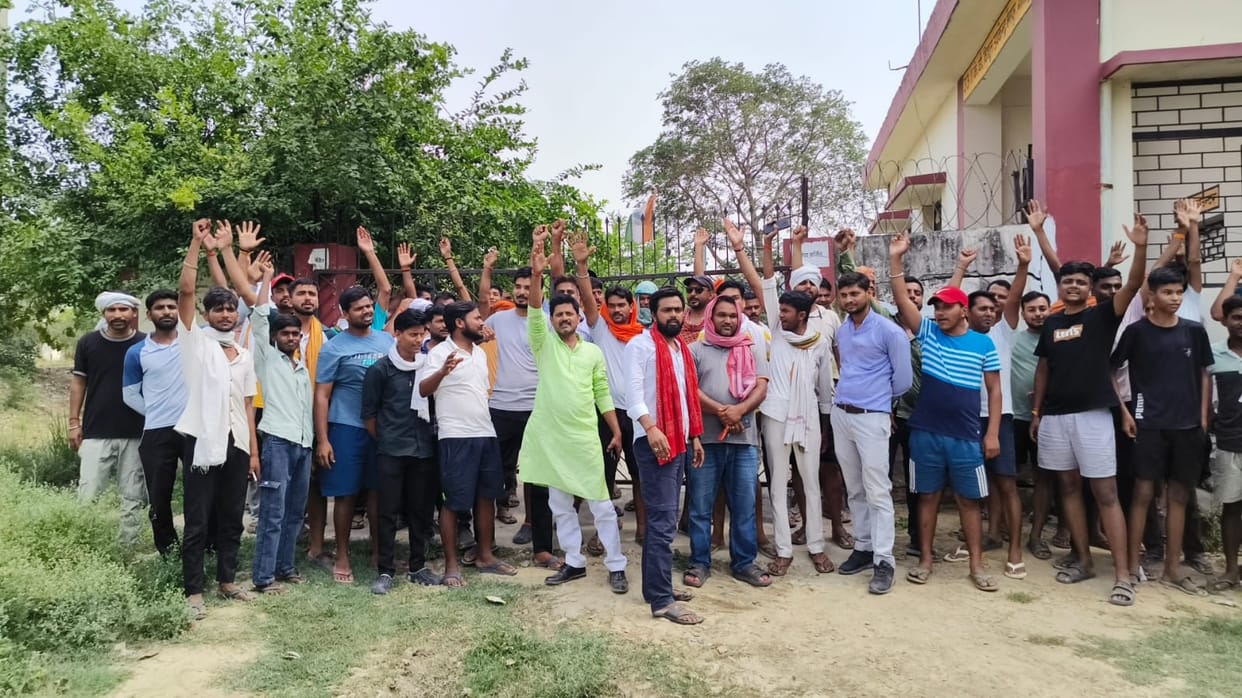 Villagers, frustrated by power cuts, held employees captive for seven hours