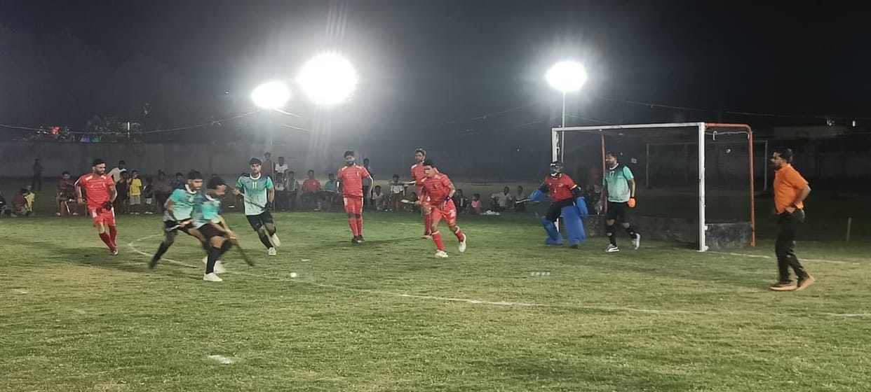 The Sigra, Varanasi team won 4-3 while the Nehru Stadium team won 5-1
