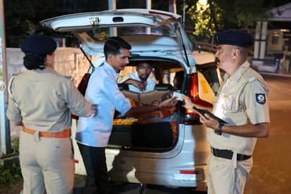 Challan issued to 10 vehicles for violating rules