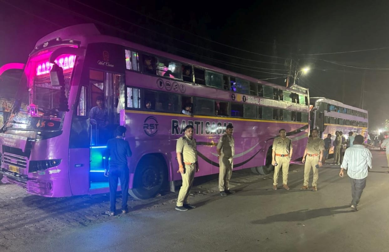 Hooter removed from car with judge written on it, 745 vehicles challaned
