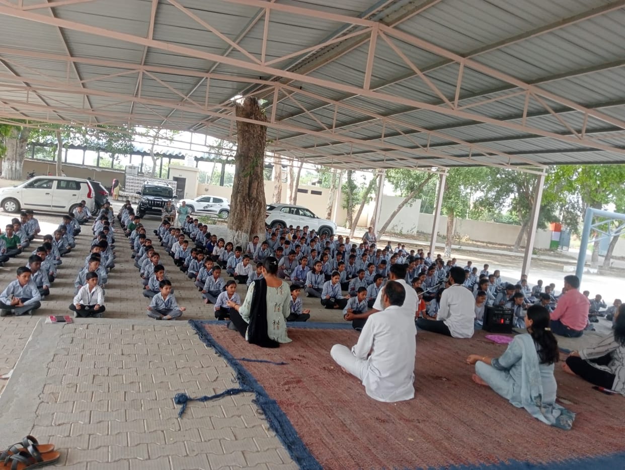 Message given to live a healthy life through yoga and meditation