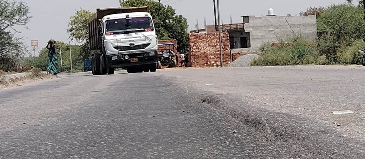 The asphalt on the road melted due to the heat