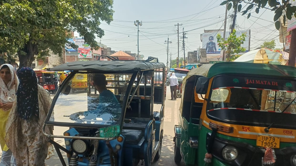 Auto-rickshaws running arbitrarily despite three stands