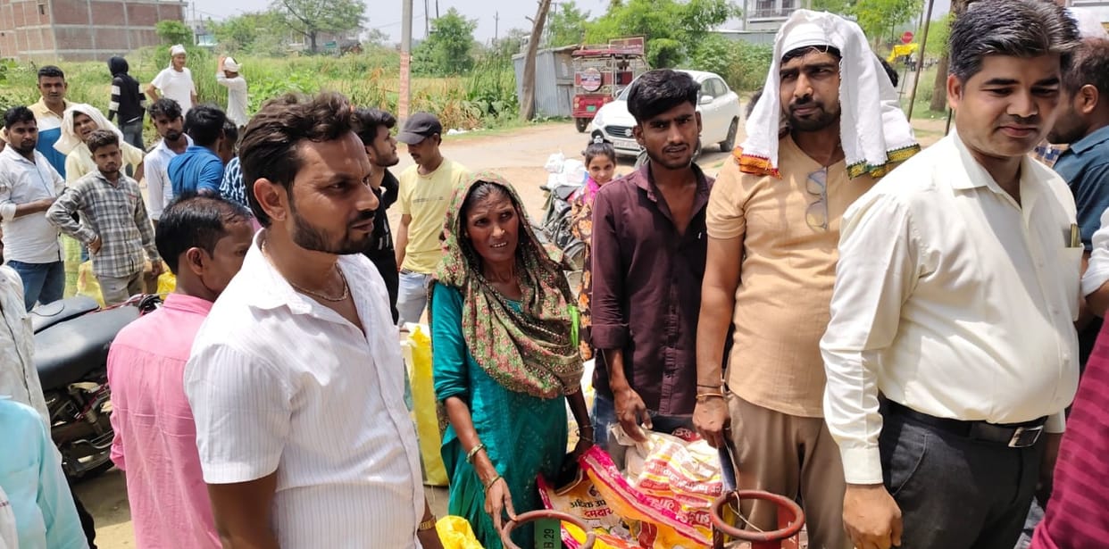 People are struggling in the heat for booking and cylinders