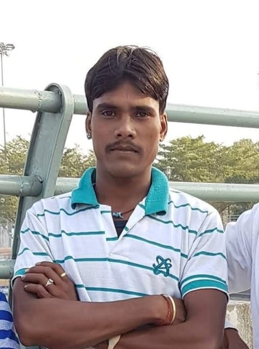 After an argument with his wife, the husband hanged himself and committed suicide.