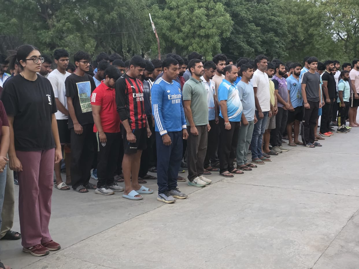 Instructors and students questioned in the case of a student's drowning death.