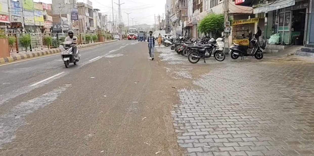 The drizzle brought relief to the residents of the city