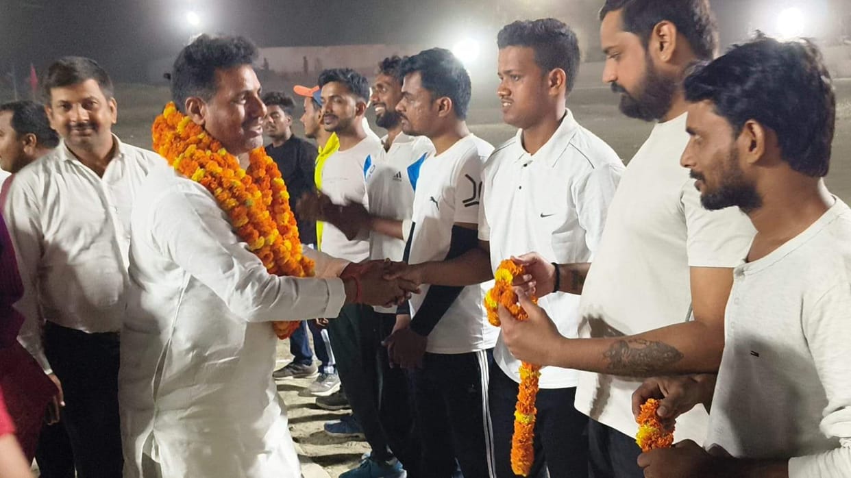 Subhash Nagar, Chandasi's team won, entered the next round