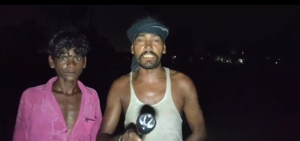 Chaos-land-blockade-Several-vehicles-torched-police-pelted-stones