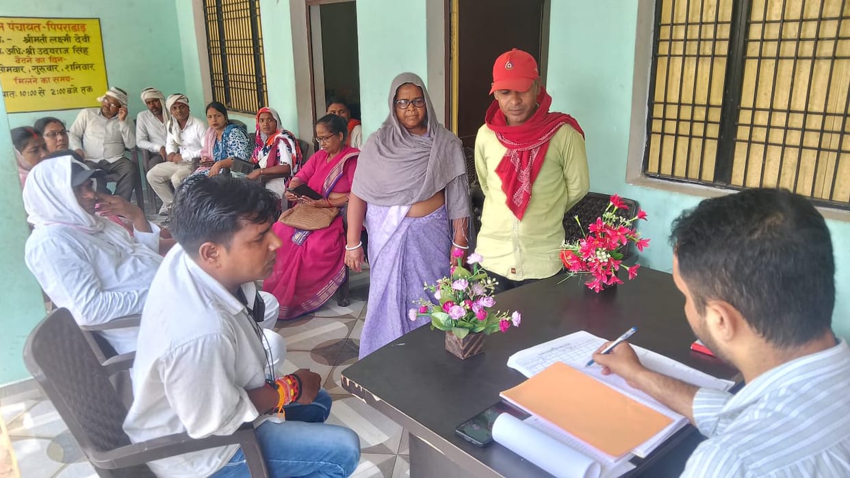 Impact of the Heat: Villagers Fail to Gather at the Village Assembly Even After Being Summoned