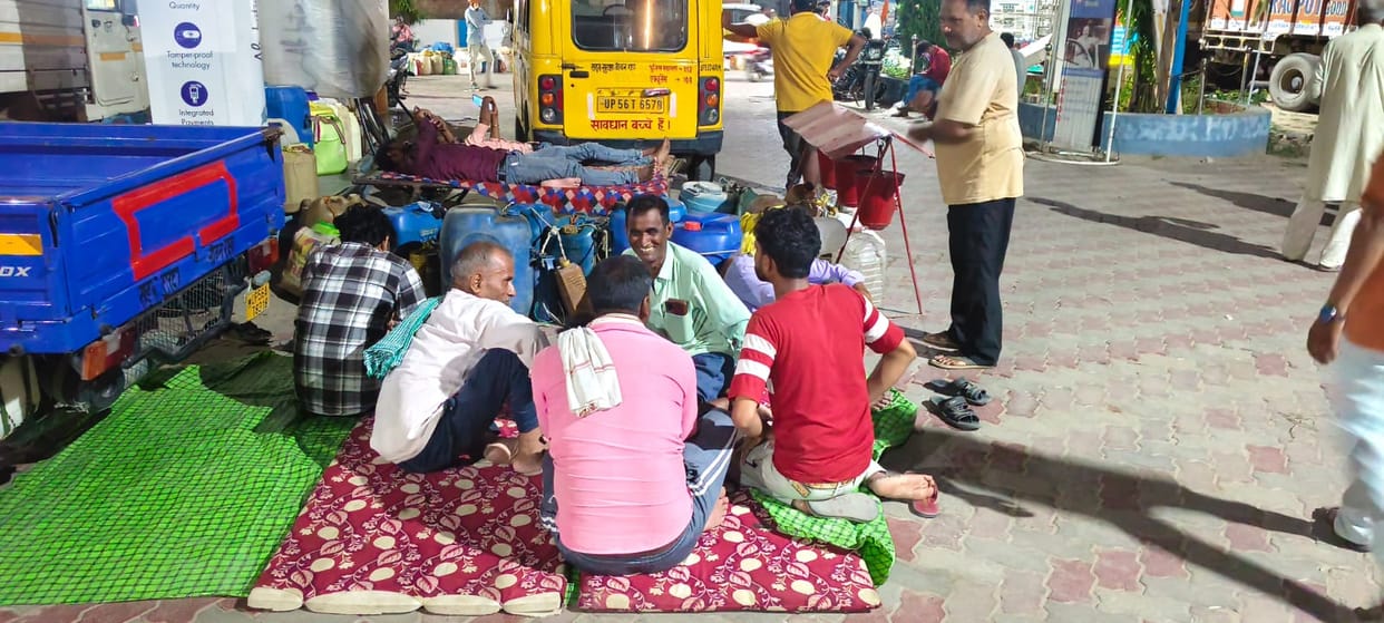 Farmers sleeping on cots at petrol pumps to buy diesel
