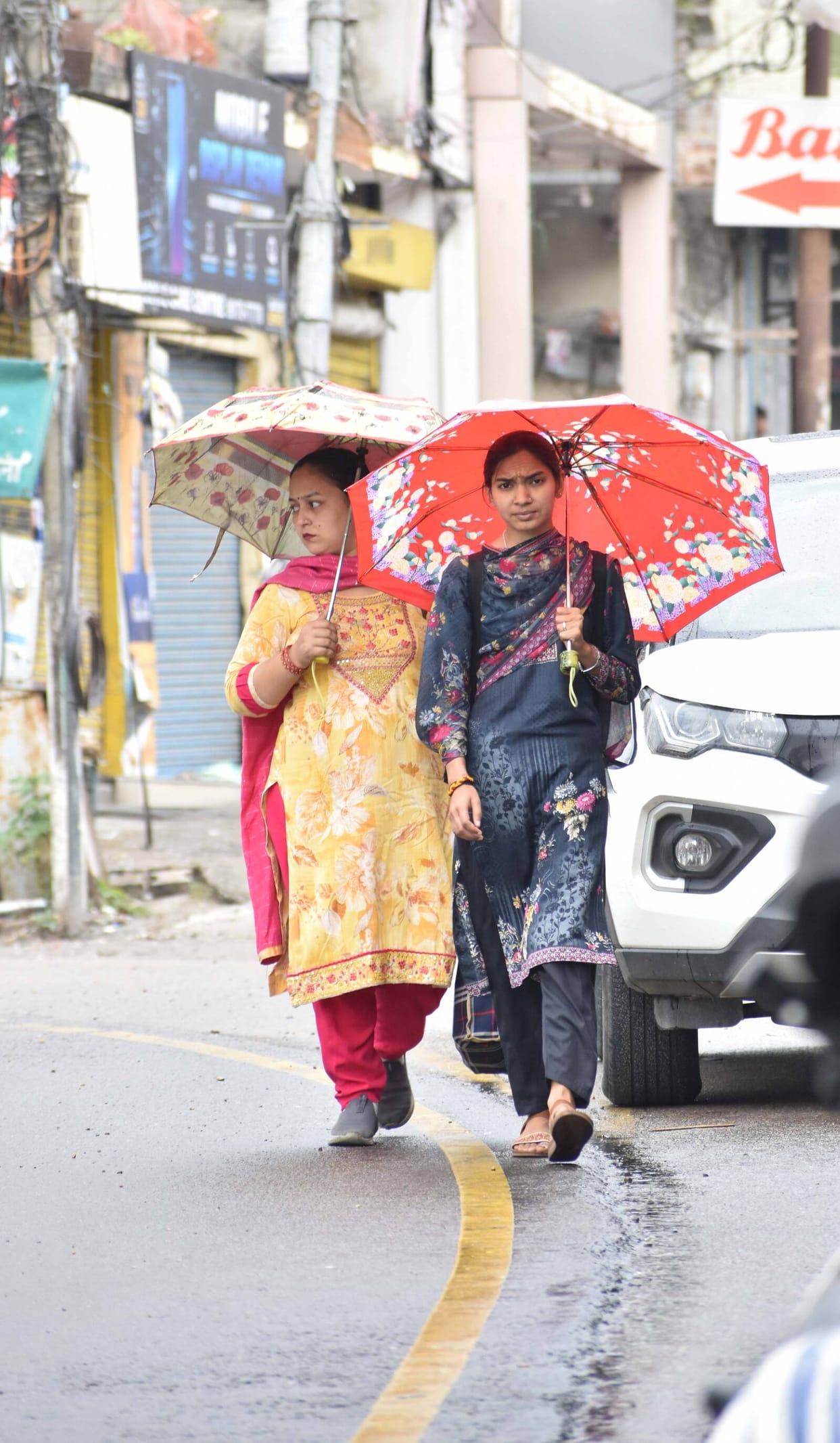 Morning rain brought some relief, but after a few hours, the scorching sun caused trouble.