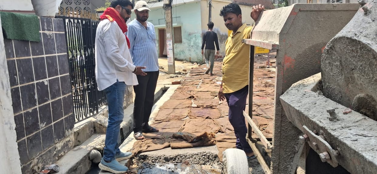 Allegations of Substandard Road Construction; Warning of Complaint to DM