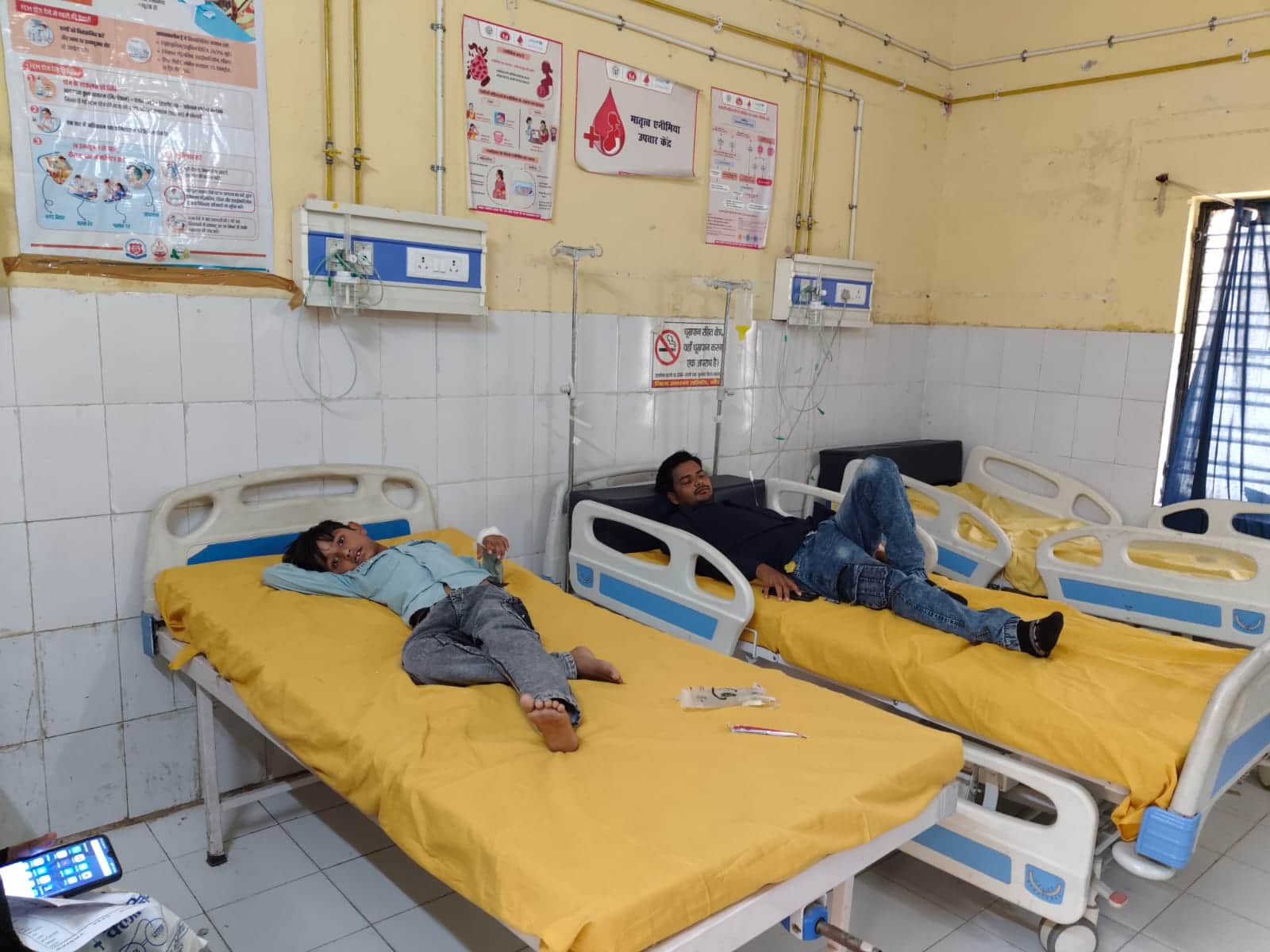 फोटो - 10 अस्पताल के कोल्ड रुम में  भर्ती मरीज। संवाद