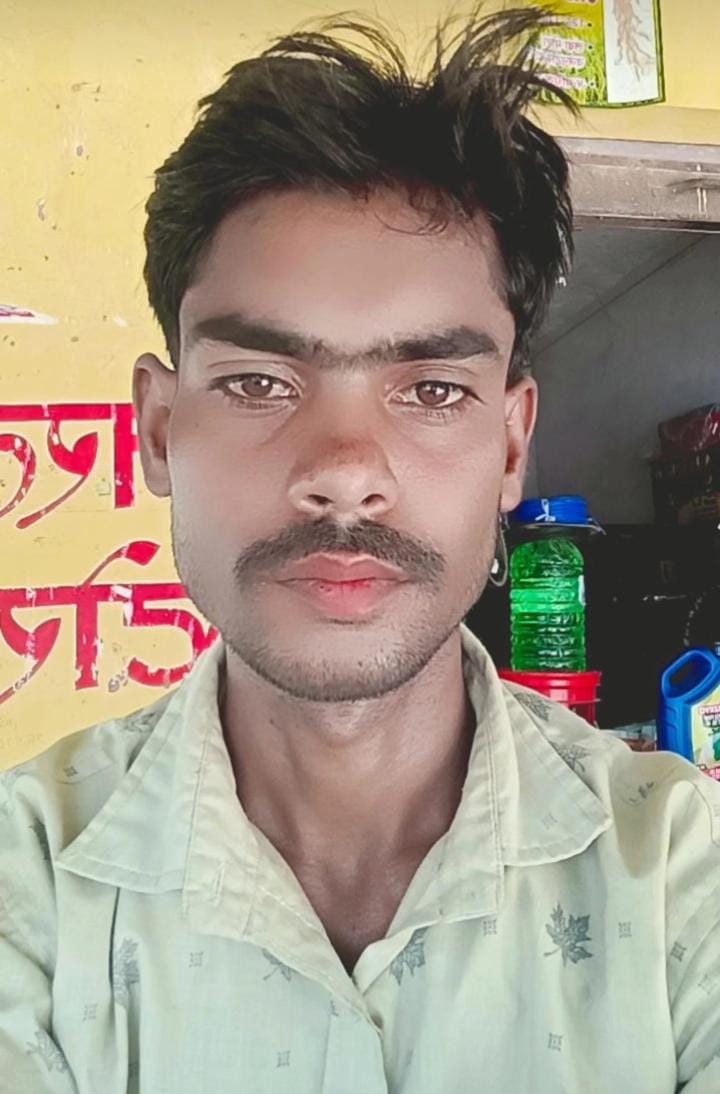 A young man who went out with his friends died under suspicious circumstances.