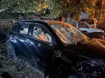 इसी कार से लोगों को मारी टक्कर