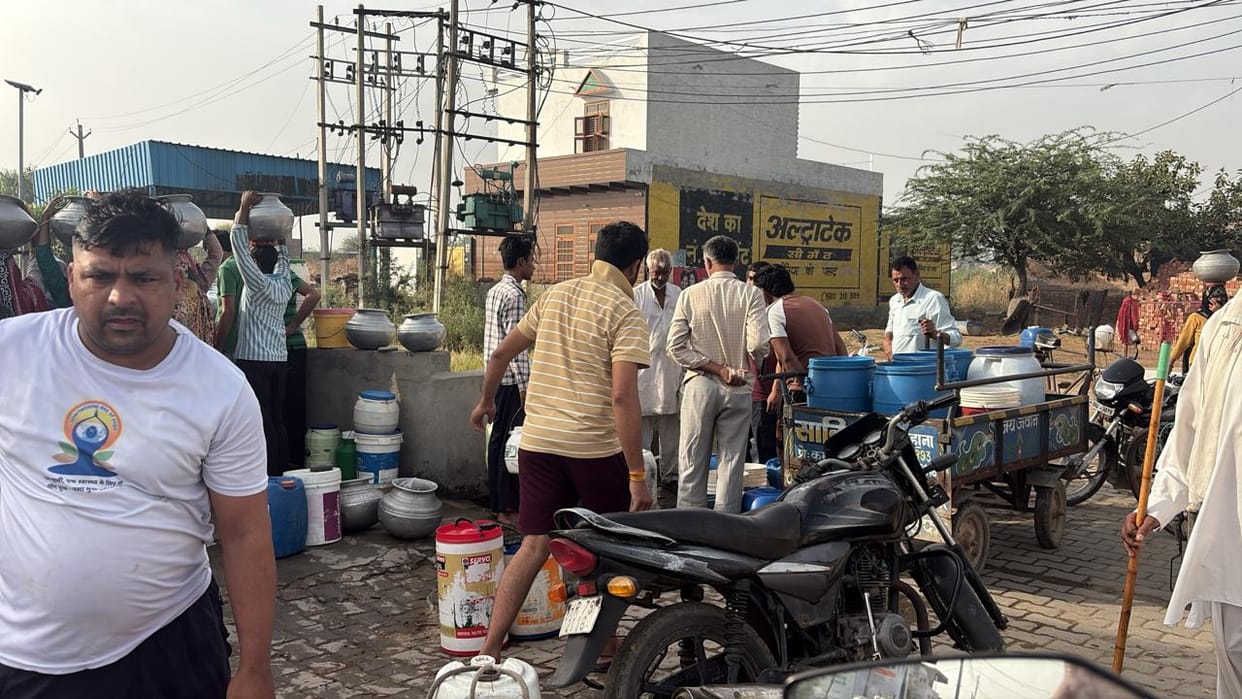 The drinking water crisis in Kilajafargarh village is deepening.