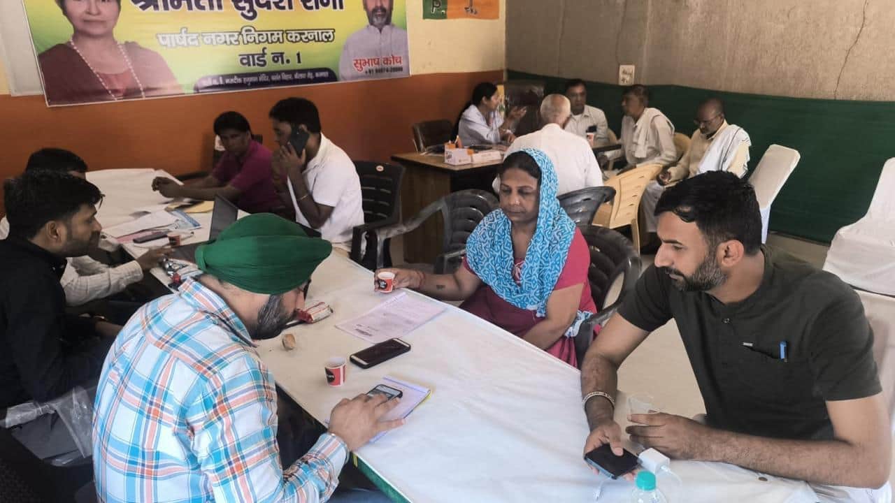 नगर निगम करनाल द्वारा लगाए गए स्व प्रमाणित शिविर की फाइल फोटो।