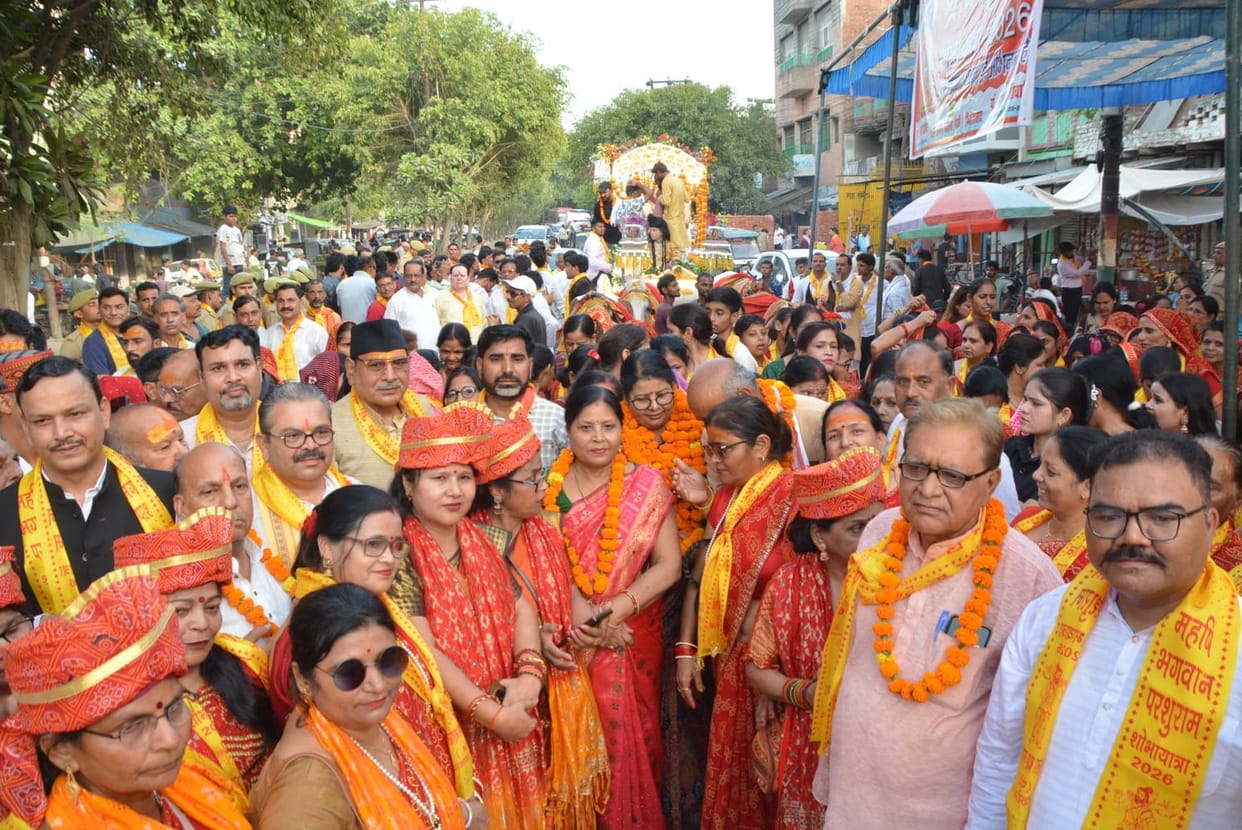 Lord Parshuram's procession was grand with tableaux and Kali Akharas.