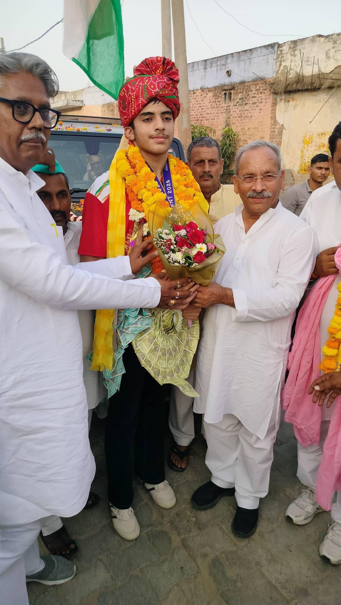 Lakshya Phogat welcomed for winning silver in Under-17 Asian Boxing