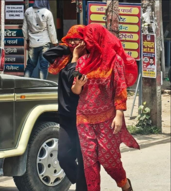 Temperature crosses 40 degrees, heatwave alert