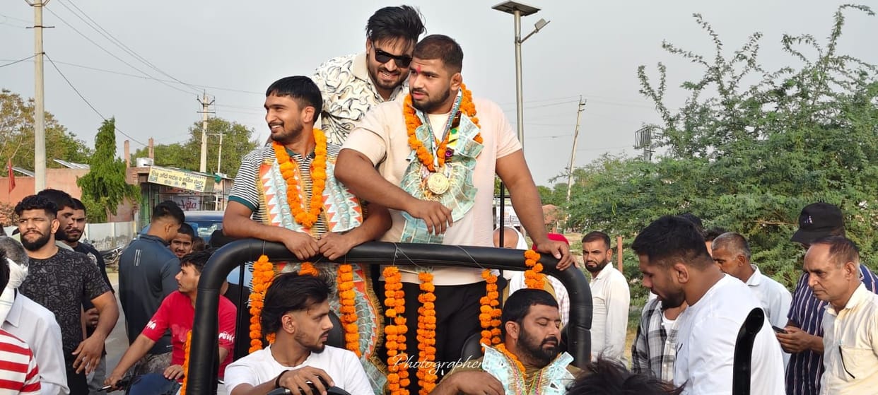 Shubham Dhillon Arrives in Village After Winning Gold at National Wrestling Championships; Receives Warm Welcome
