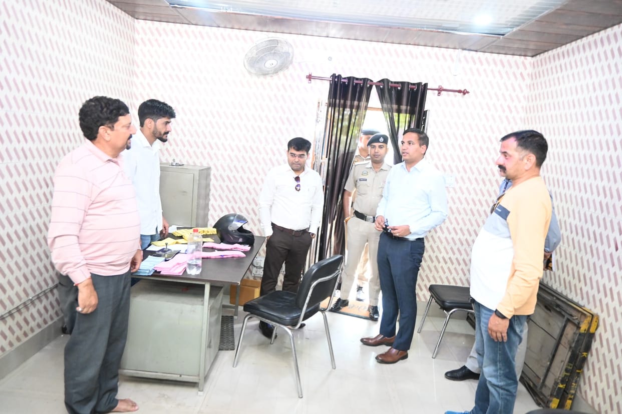 Deputy Commissioner inspected the polling preparations