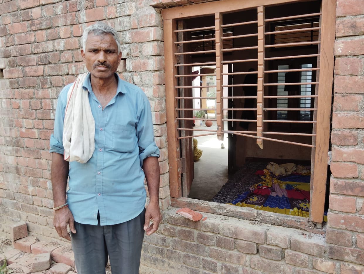 Thieves stole jewellery and cash worth Rs 37 lakh from two houses.