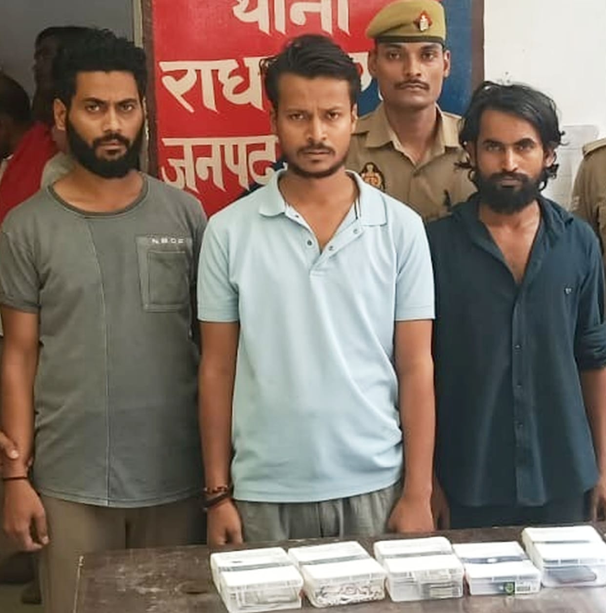 Three arrested for tax evasion following reconnaissance; sent to jail.