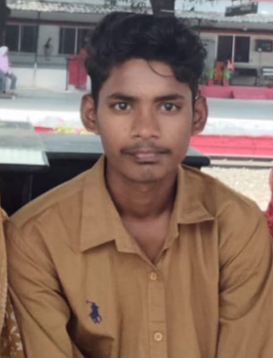 The body of a teenager who drowned in the Yamuna was recovered after 30 hours.